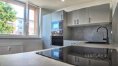 Prosvětlený byt 1+1 po kompletní rekonstrukci - stačí se jen nastěhovat!, cena 4200000 CZK / objekt, nabízí 