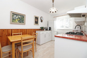 Pronájem prostorného zděného bytu 2+1 na ulici Leoše Janáčka v Jihlavě, cena 13000 CZK / objekt / měsíc, nabízí 1. Nonstop Reality