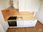 Pronájem bytu 2,5+1 Kollárova Jihlava, cena 14000 CZK / objekt / měsíc, nabízí 