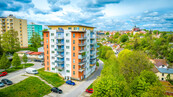 Pronájem bezbariérového bytu 2+kk (46,50 m2) s parkovacím místem na ul. U Dlouhé stěny, Jihlava., cena 14000 CZK / objekt / měsíc, nabízí LK REAL s.r.o.