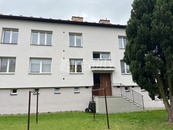 Prodej bytu 4+1 se dvěma sklepy a garáží, Polná, Na Hlíně, cena cena v RK, nabízí 