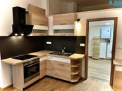 Pronájem bytu - loft - 1+1 - 57 m2, Třebíč - Karlovo náměstí - Vnitřní Město, cena 12000 CZK / objekt / měsíc, nabízí 